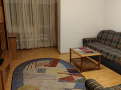 Nicolae Grigorescu metrou, langa piata Salajan